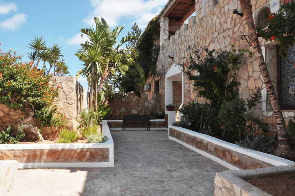 Residence Il Castello 兰佩杜萨 外观 照片